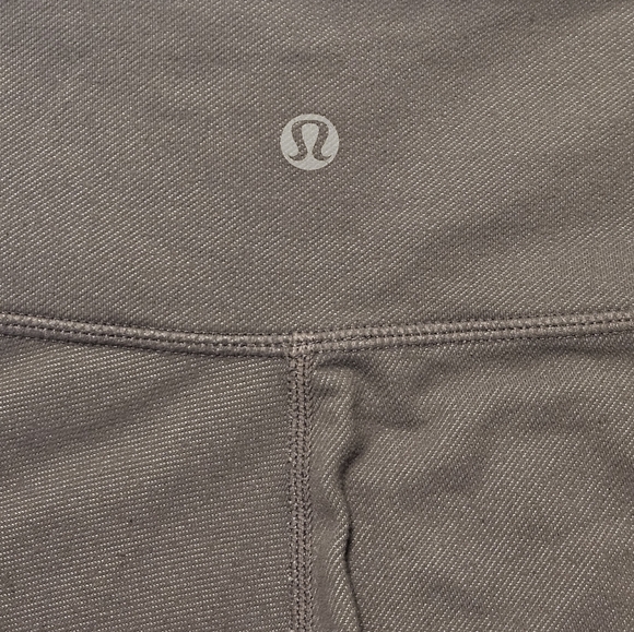 Lululemon Grey Align High Rise Crop Leggings - Picture 2 of 3